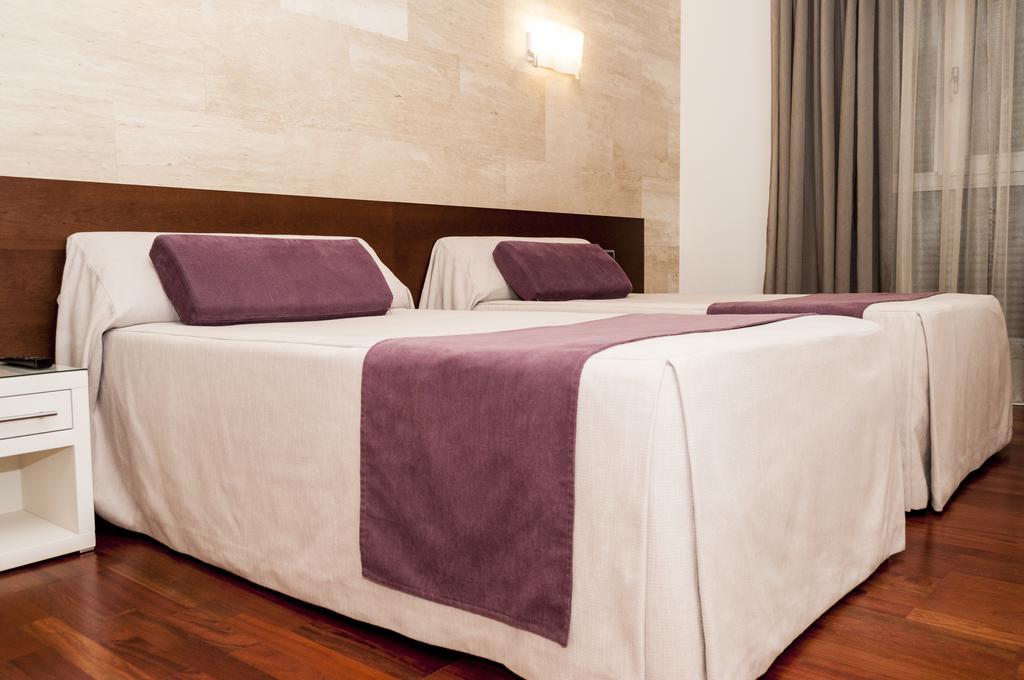 Escuderos Hotel Cruz Argamasilla de Calatrava Eksteriør billede